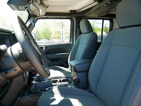 New 2025 Jeep Wrangler Willys image 32