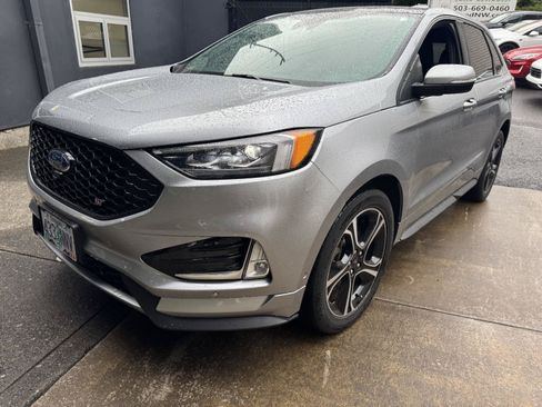 Used 2022 Ford Edge ST w/ Equipment Group 401A AWD/4WD image 6