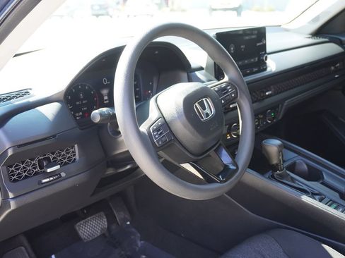 Used 2025 Honda Accord SE image 24
