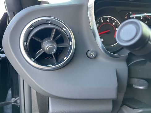 Used 2023 Chevrolet Camaro LT w/ Technology Package RWD image 21
