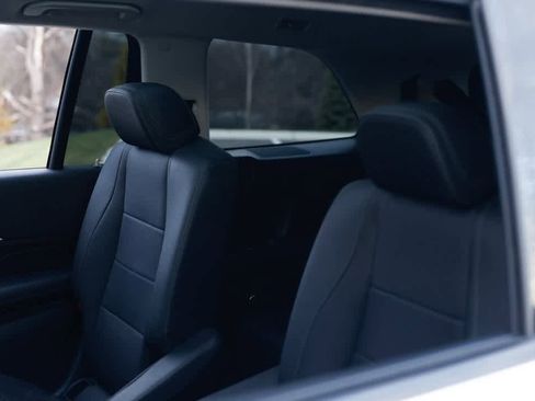 Used 2023 Mercedes-Benz GLS 450 4MATIC image 14