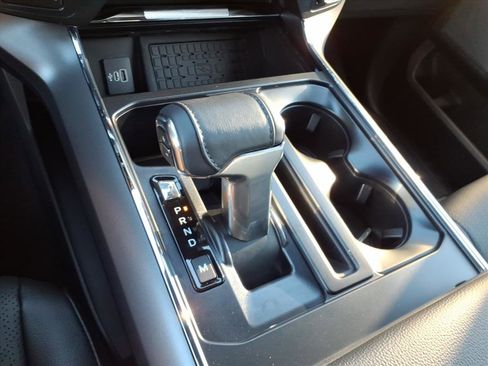 New 2025 Ford F150 Lariat w/ Equipment Group 502A High image 19