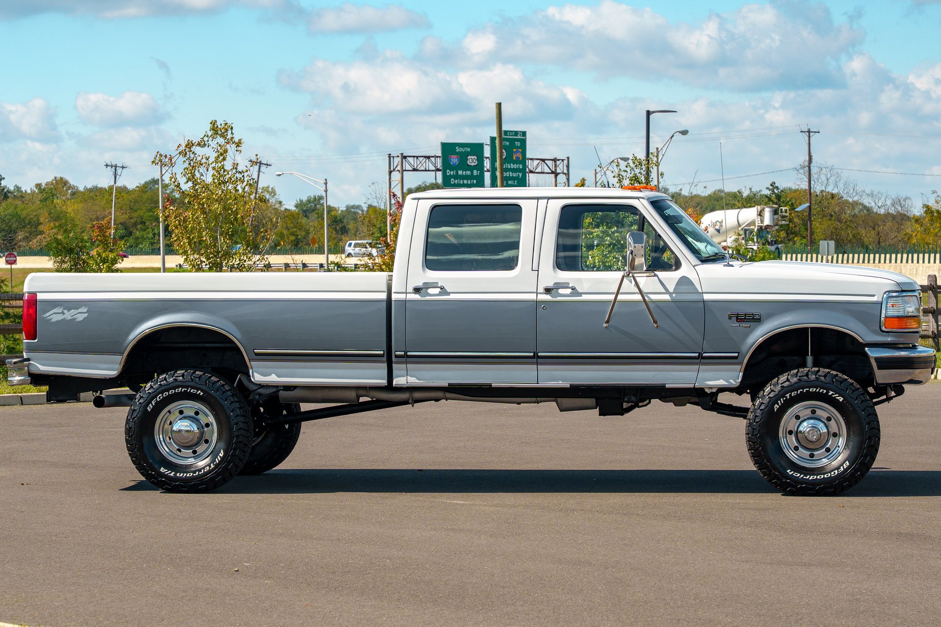 Used 1997 Ford F350 4x4 Crew Cab image 10