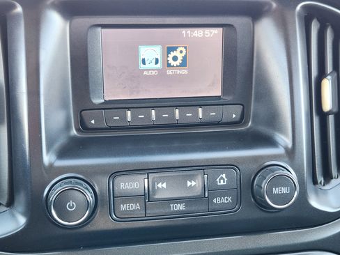 Used 2015 Chevrolet Colorado W/T image 17