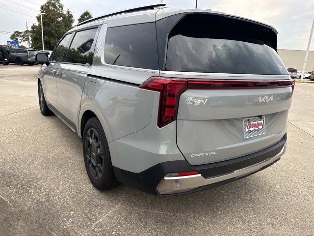 Used 2025 Kia Carnival SX FWD image 7