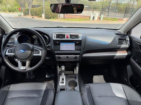 Used 2017 Subaru Outback 2.5i Limited image 32