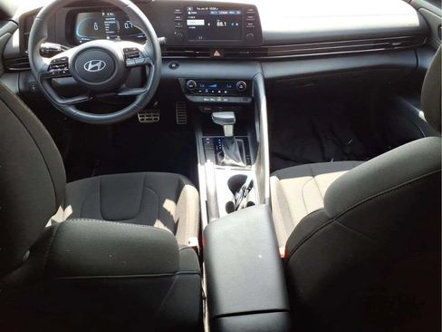 Used 2025 Hyundai Elantra Sport w/ Cargo Package FWD image 9