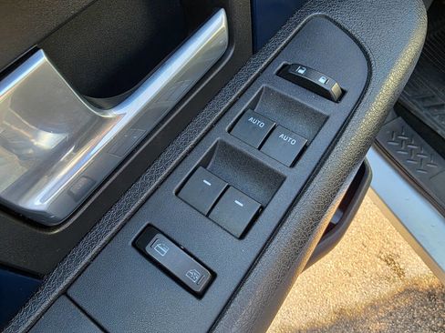 Used 2013 Ford F150 Raptor w/ Luxury Equipment Group image 11