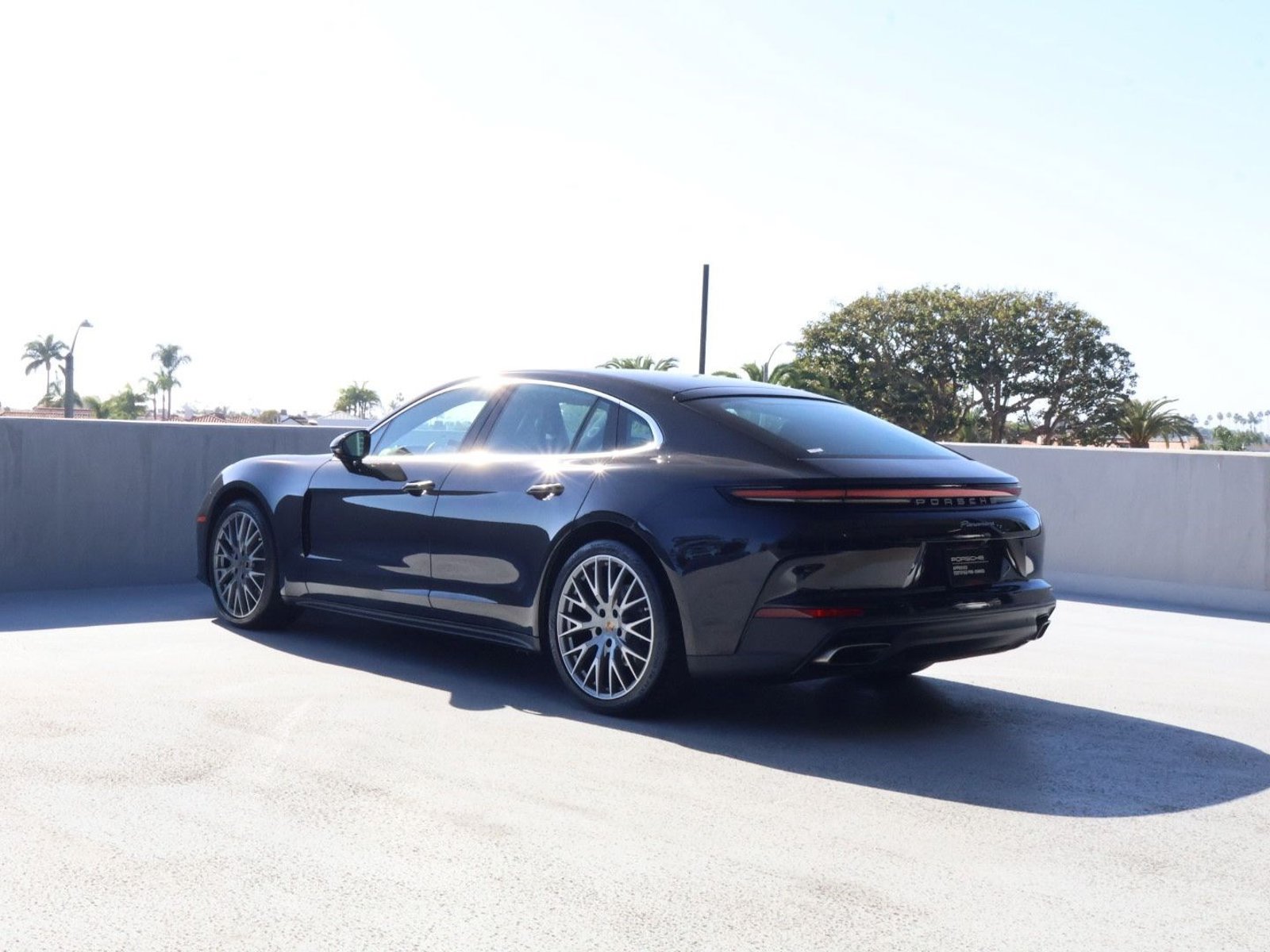 Certified 2024 Porsche Panamera w/ Premium Package RWD image 3