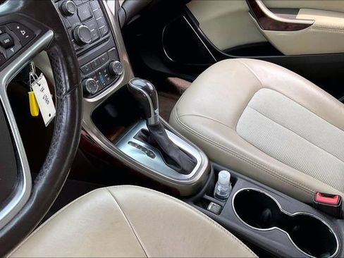 Used 2014 Buick Verano FWD image 13
