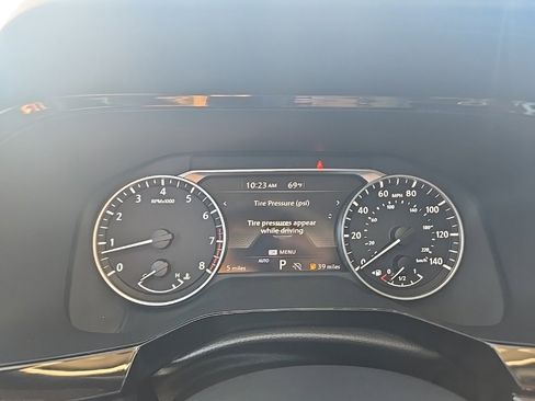 New 2025 Nissan Pathfinder SV w/ Black Appearance Package image 14