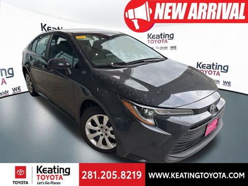 Used 2024 Toyota Corolla LE image 1