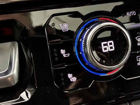 New 2026 GMC Sierra 2500 Denali w/ Denali Reserve Package image 4