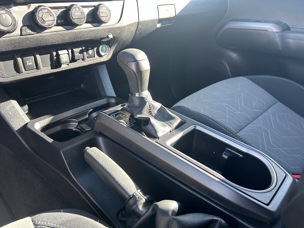 Used 2023 Toyota Tacoma TRD Off-Road AWD/4WD image 24