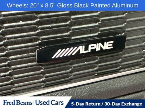 Certified 2023 Jeep Grand Cherokee L Limited w/ Black Appearance Package image 21