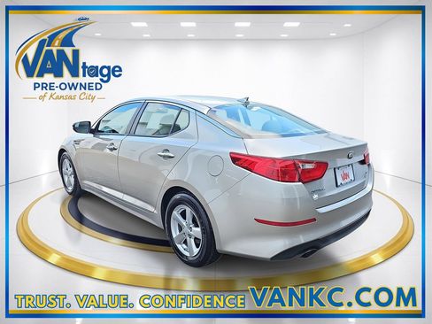 Used 2015 Kia Optima LX image 9