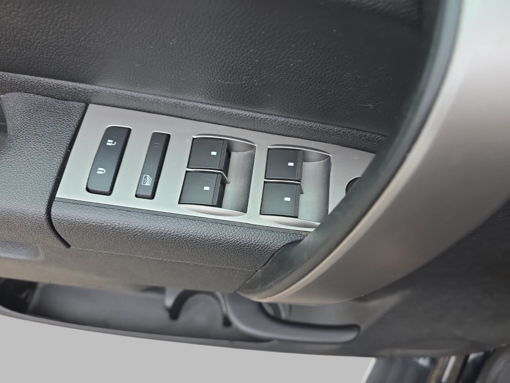 Used 2012 Chevrolet Silverado 1500 LS RWD image 26