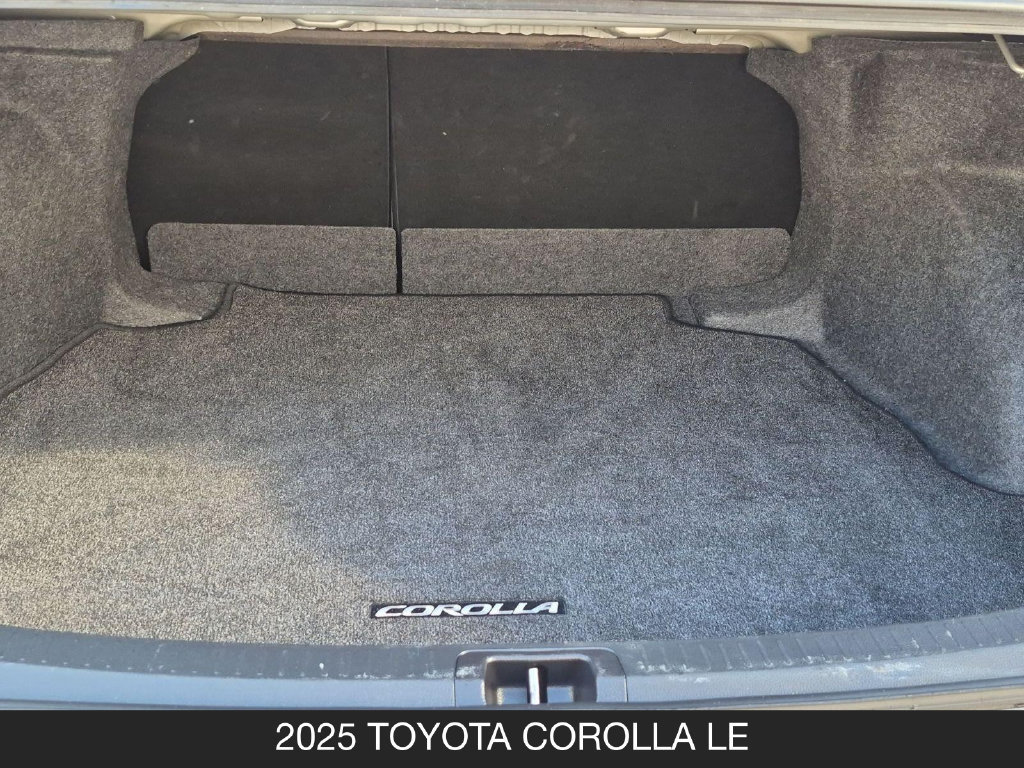 Used 2025 Toyota Corolla LE FWD image 23
