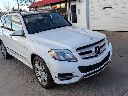 Used 2013 Mercedes-Benz GLK 350 4MATIC image 3