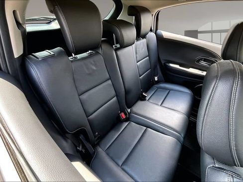 Used 2022 Honda HR-V EX-L image 21