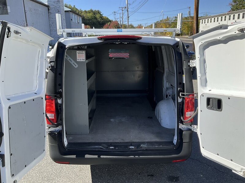 Used 2020 Mercedes-Benz Metris image 11