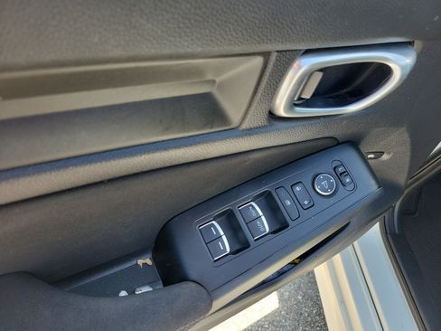 Used 2023 Honda Civic Sport image 21