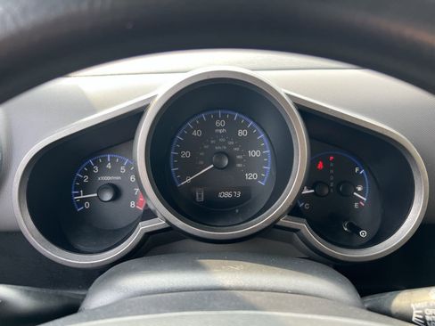 Used 2010 Honda Element LX image 23
