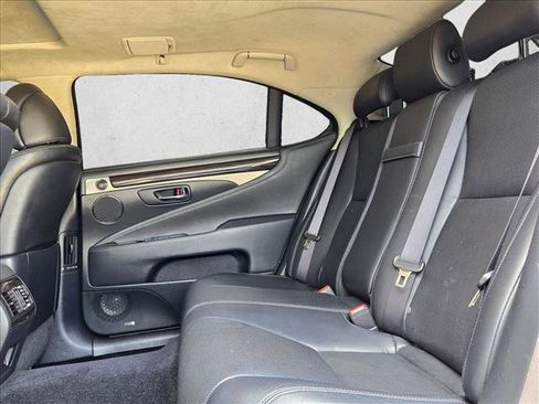 Used 2014 Lexus LS 460 L RWD image 19