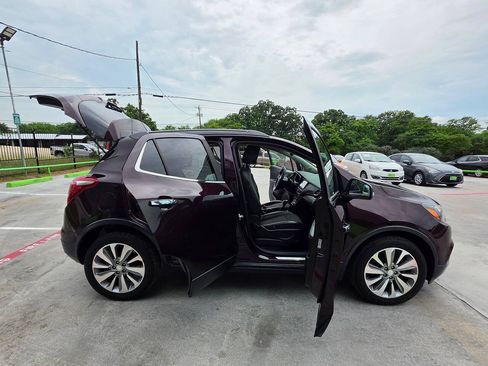 Used 2018 Buick Encore Preferred FWD image 31