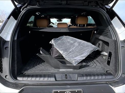 Used 2024 Land Rover Range Rover Sport SE image 24