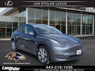 Used 2022 Tesla Model Y Long Range video 1
