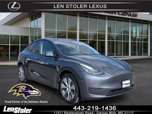 Used 2022 Tesla Model Y Long Range image 1