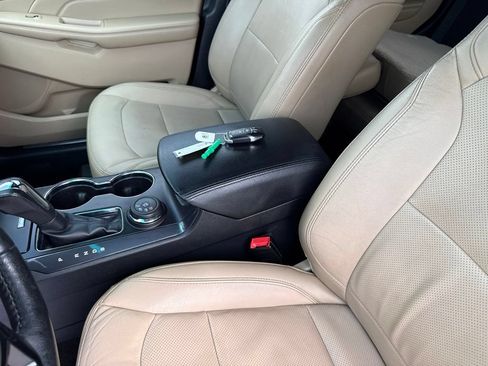 Used 2016 Ford Explorer Limited AWD/4WD image 27