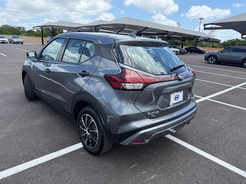 Used 2023 Nissan Kicks S FWD image 7