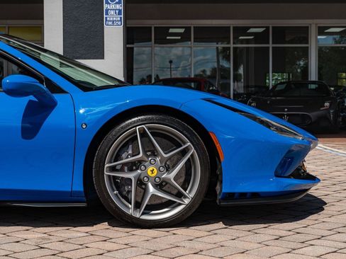 Used 2021 Ferrari F8 Tributo image 29