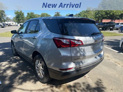 Used 2021 Chevrolet Equinox LT image 4