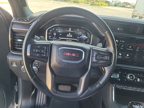 Used 2024 GMC Sierra 1500 AT4 w/ AT4 Preferred Package image 24