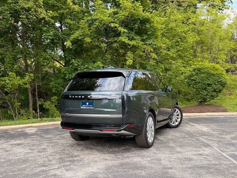 Used 2024 Land Rover Range Rover SE AWD/4WD image 7