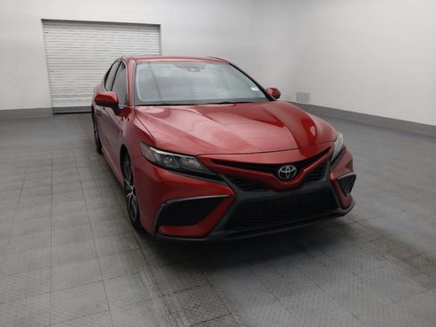 Used 2021 Toyota Camry SE FWD image 14