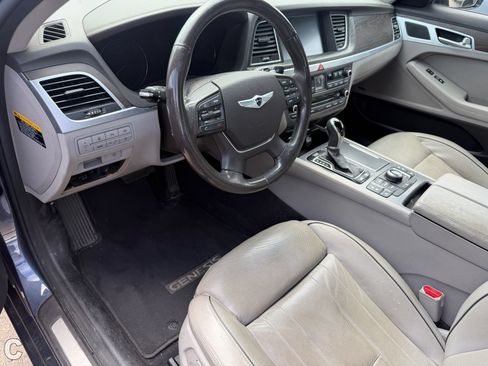 Used 2015 Hyundai Genesis 3.8 w/ Option Group 03 AWD/4WD image 10
