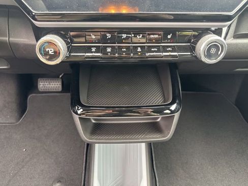 New 2027 Chevrolet Bolt LT FWD image 23