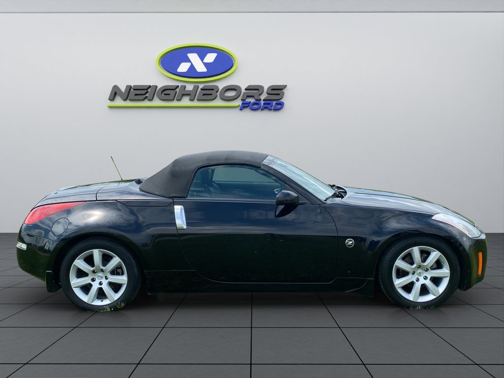 Used 2005 Nissan 350Z Touring RWD image 7