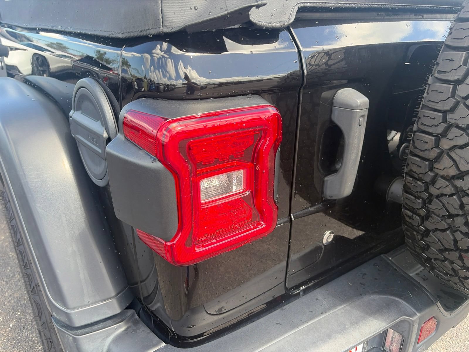 Used 2018 Jeep Wrangler Rubicon AWD/4WD image 57