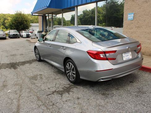 Used 2018 Honda Accord EX image 3