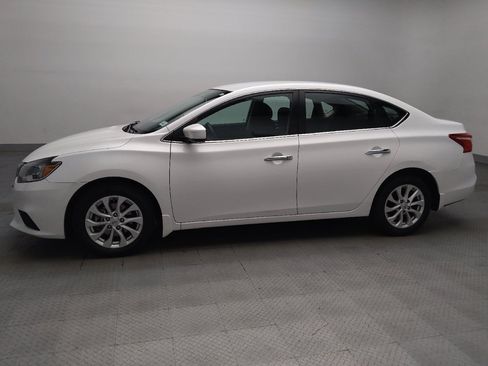 Used 2018 Nissan Sentra SV FWD image 2