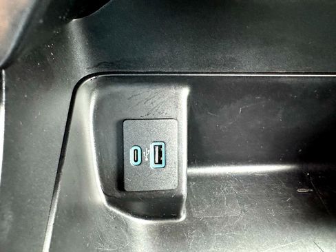 Used 2022 Ford F150 XLT w/ Equipment Group 302A High image 26