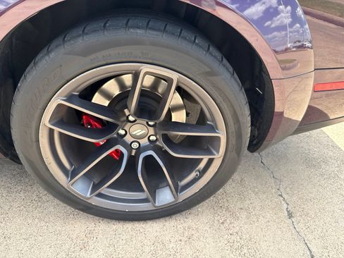 Used 2021 Dodge Challenger R/T Scat Pack RWD image 11