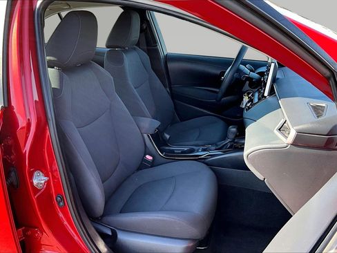 Used 2020 Toyota Corolla LE image 7