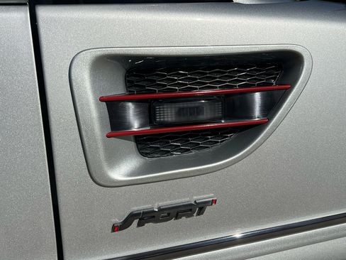 Used 2023 Chevrolet Express 2500 Extended image 9