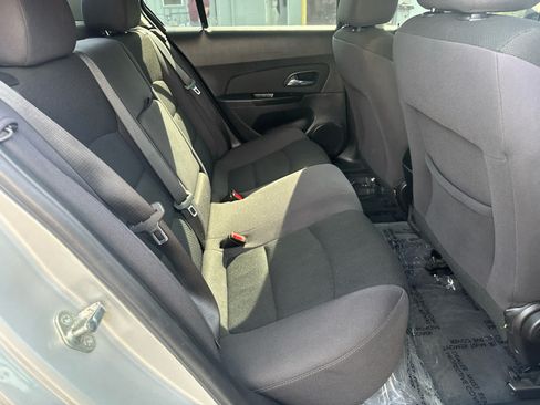 Used 2014 Chevrolet Cruze LT FWD image 14